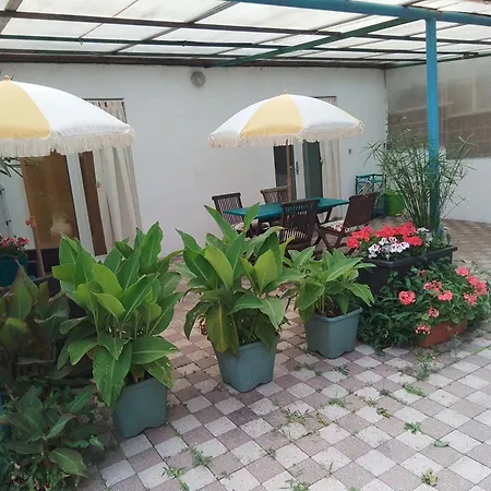 Flat Apartment Lunel-Viel Exterior photo